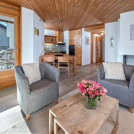 Schweizerhof 2 Apartment